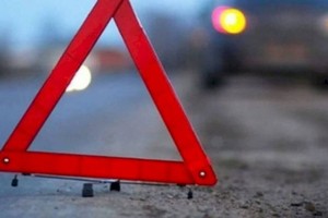 Два человека погибли при столкновении КамАЗа и легковушки в Алматы