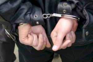 
                    Двух грабителей задержали на рынке в Алматы
                