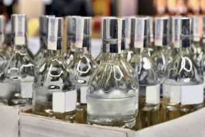 Крупный завод по производству алкоголя накрыли в Алматинской области