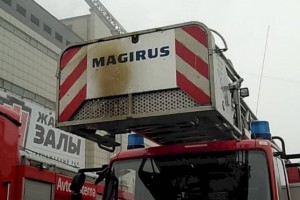 
                    В крупном ТРЦ Алматы горел мебельный склад
                