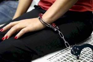 
                    Миллионы отдали мошеннице алматинцы, пытаясь купить недорогое авто
                