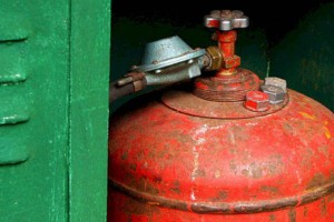 
                    В частном секторе Алматы в результате выхлопа газа пострадал хозяин дома
                