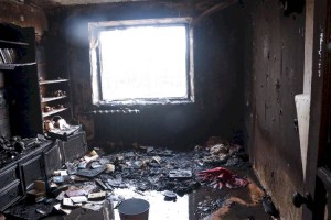 
                    Алматинские пожарные спасли мужчину из горящей квартиры
                