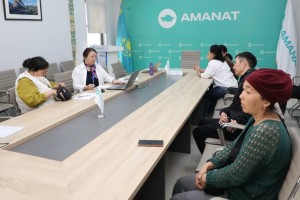 Алматинцев учат жить без долгов