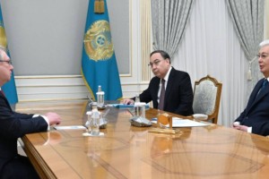 
                    Токаев принял директора Института дипломатии Алексея Волкова
                
