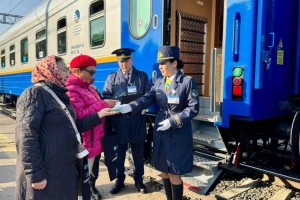 Около 60 тыс. дополнительных мест на поезда предоставит к мартовским праздникам КТЖ