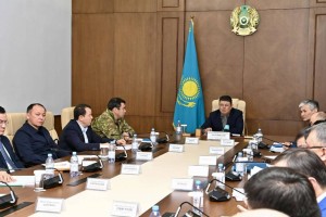 Гибель горняков в Улытау: не возобновлять работы в шахте до завершения расследования поручил Бозумбаев