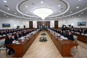 
                    Алматинский общественник указал на ключевые моменты выступления Президента 
                