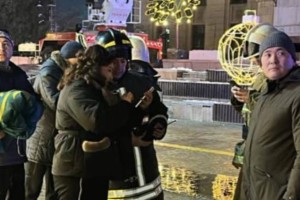 
                    Акимат Алматы оказывает необходимую помощь в тушении пожара здания КБТУ 
                