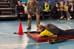 
                    В Алматы прошла военизированная эстафета среди учителей
                