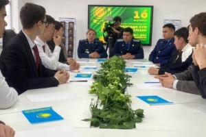 Более 300 тысяч учащихся написали диктант о вреде наркотиков в Астане