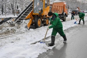 
                    Аким Алматы держит на личном контроле работы по уборке снега
                