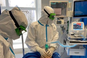 
                    Какие меры по снижению смертности от COVID-19 принимаются в Алматы
                