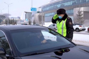 
                    Казахстанцам разрешат ездить без прав и техпаспорта с 13 февраля
                