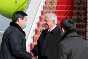 
                    Делегация ЕЭК прибыла в Алматы
                