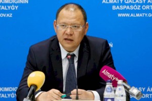 
                    Аким Бостандыкского района отчитался перед населением
                