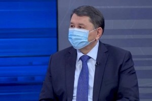 
                    Жандарбек Бекшин ответил на вопросы алматинцев
                