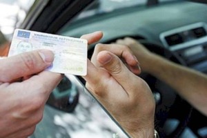 Казахстанцам можно будет ездить без водительских прав
