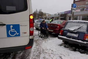 
                    Как оправдываются автолюбители за парковку на местах инвалидов в Алматы
                