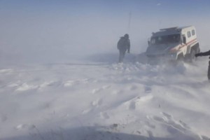 
                    Полностью закрыто движение на одной из автотрасс Алматинской области
                