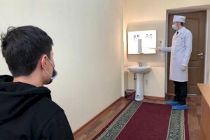 
                    Около 7000 юношей примут на воинский учет в Алматы
                