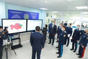 
                    Прокуроры Алматы провели встречу с депутатами Сената
                
