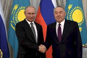 
                    Нурсултан Назарбаев и Владимир Путин обменялись новогодними поздравлениями
                