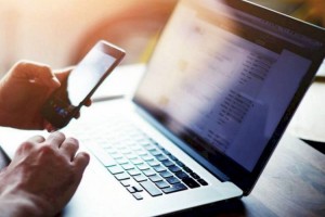 
                    Люди с инвалидностью могут дистанционно подать заявку на получение ряда услуг
                