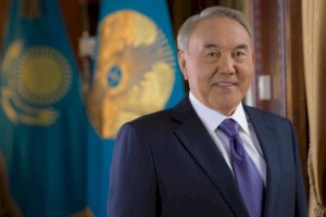 Бакытжан Сагинтаев поздравил алматинцев с Днем Первого Президента