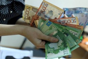 
                    Cвыше  52 тысяч  граждан страны получили выплаты в связи с потерей работы
                