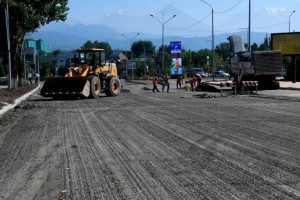 
                    На окраинах Алматы появятся 111 км новых дорог
                