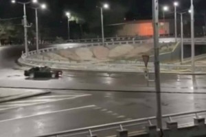 
                    Водителя BMW задержали в Алматы за дрифт на развязке
                