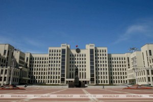 
                    Правительство Беларуси сложило полномочия
                
