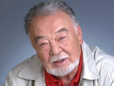 
                    Асанали Ашимов: Я удивляюсь, когда людей чуть ли не умоляют принять вакцину
                