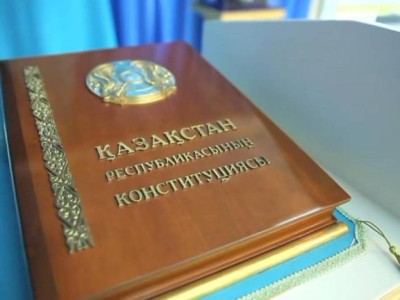 
                    Референдум по Конституции – важный этап демократизации
                