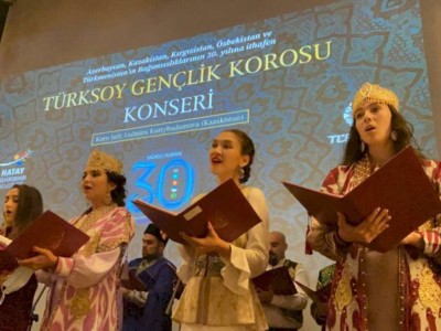 
                    Казахстанцы приняли участие в концерте в честь 30-летия независимости тюркских государств
                