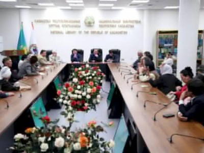 
                    Союз писателей Казахстана поддерживает инициативу проведения референдума
                