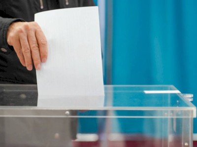
                    Участки для голосования на референдуме откроют в 51 стране – ЦИК
                