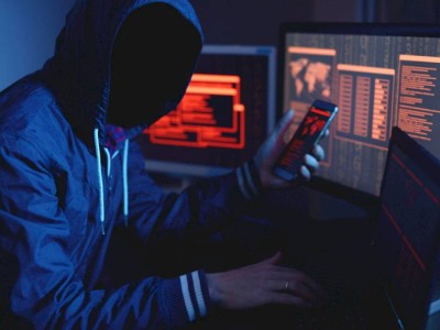
                    Как мобильные приложения воруют деньги с ваших смартфонов
                