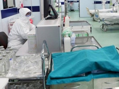 
                    Эксперты ВОЗ посетили больницу  для первых заразившихся COVID-19 в Ухане
                