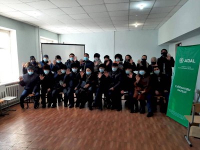 
                    Представитель партии ADAL встретилась с родителями детей с особыми потребностями
                