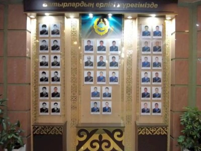 
                    Видеоролик в память о полицейских до конца исполнявших свой долг подготовил ДП Алматы
                