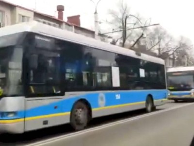 
                    В Алматы встали троллейбусы из-за отключения электричества
                