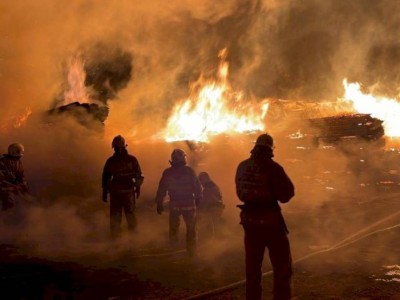 
                    Ему покоряется стихия: огнеборец – профессия мужественных
                
