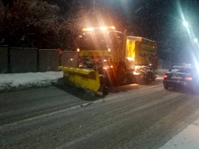 
                    Как коммунальные службы борются с последствиями снегопада в Алматы
                