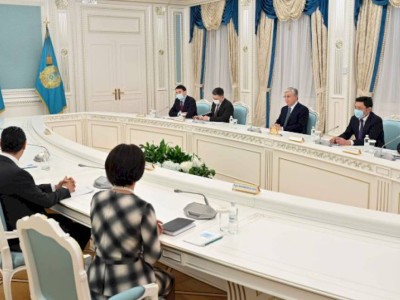 
                    Глава государства встретился с руководством компании Shell
                