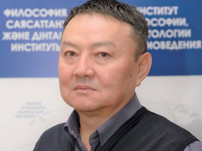 
                    Жанат Естаев о выступлении Главы государства и вкладе науки в динамику роста страны
                