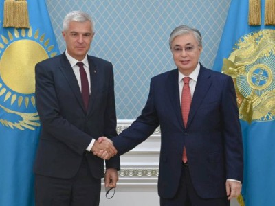 
                    Президент Казахстана принял министра иностранных и европейских дел Словакии
                