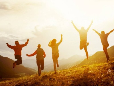 
                    Топ-10 самых счастливых стран мира по версии World Happiness Report
                