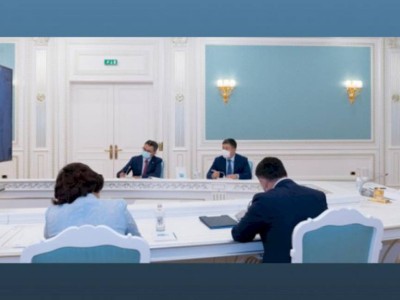 
                    Касым-Жомарт Токаев провел встречу с Гендиректором ВТО Нгози Оконджо-Ивеалой
                